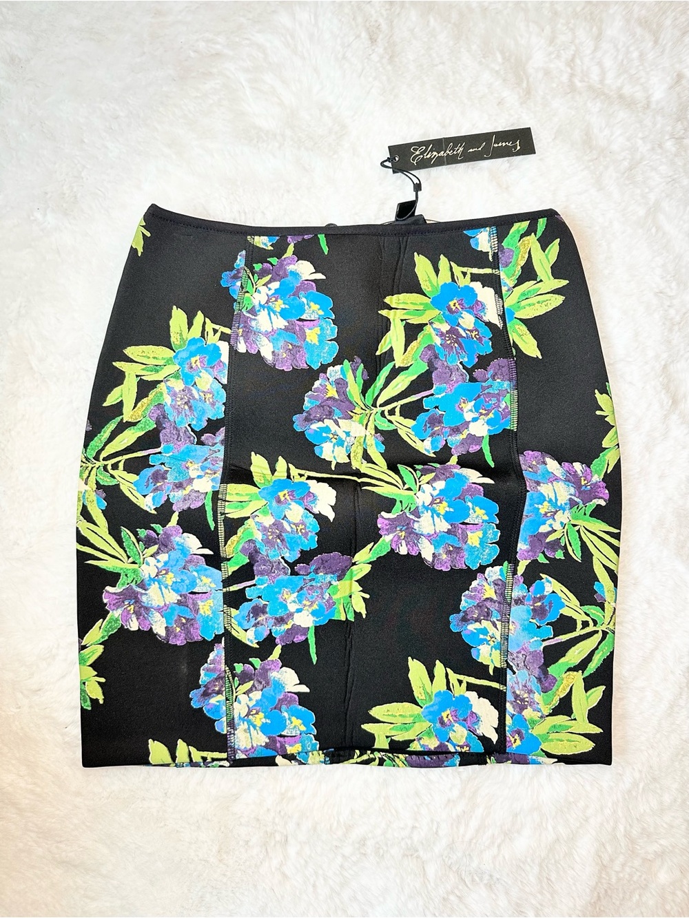 New ELIZABETH & JAMES Scuba Structured Skirt Black Floral Zip Texture Swim Opt.